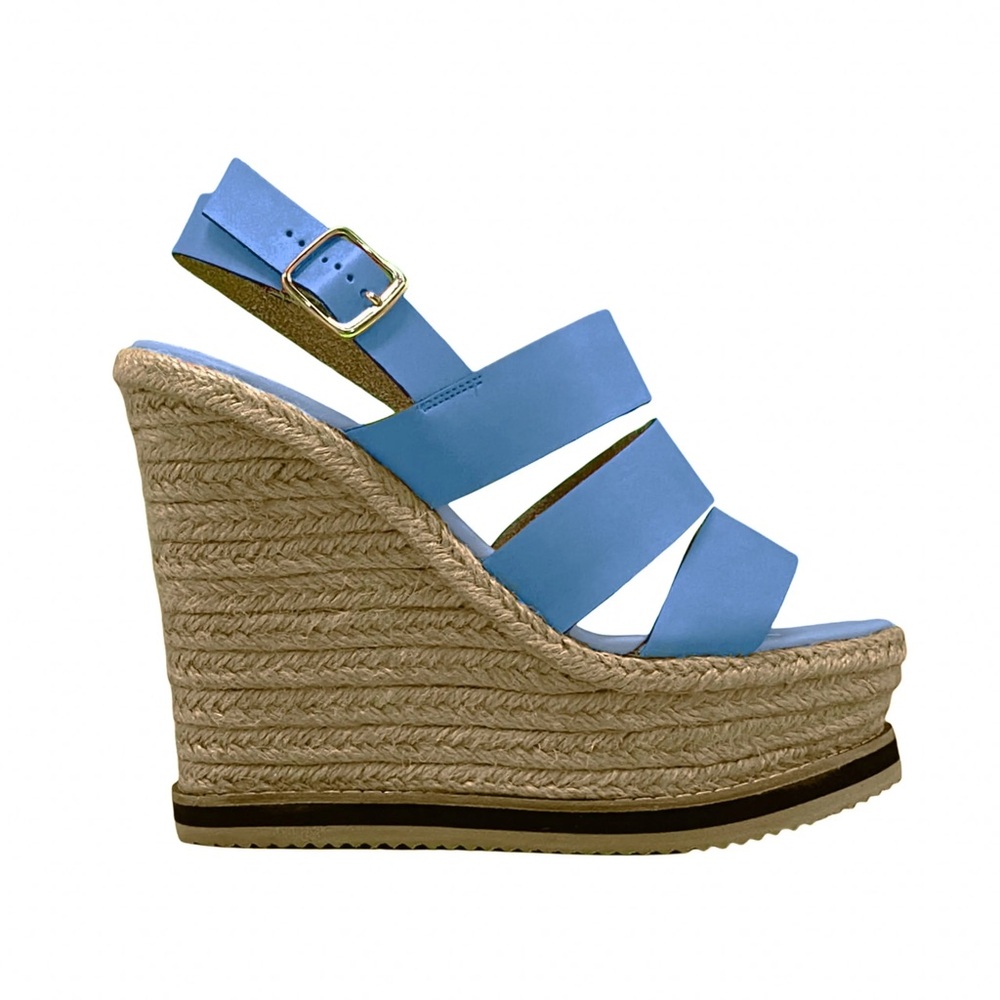 David Isaac “Beverly” heels
